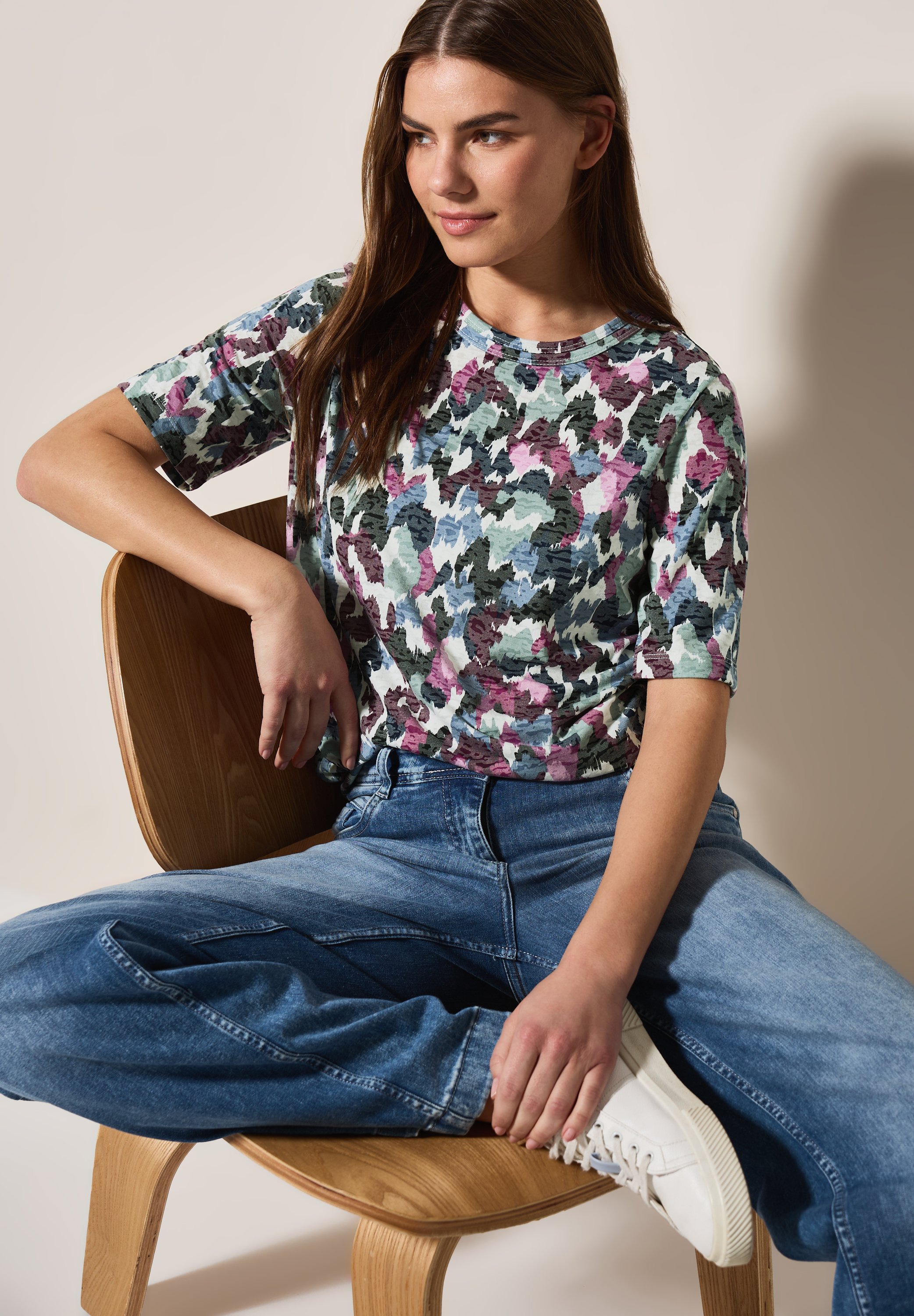 Shirt mit Burn-Out-Muster