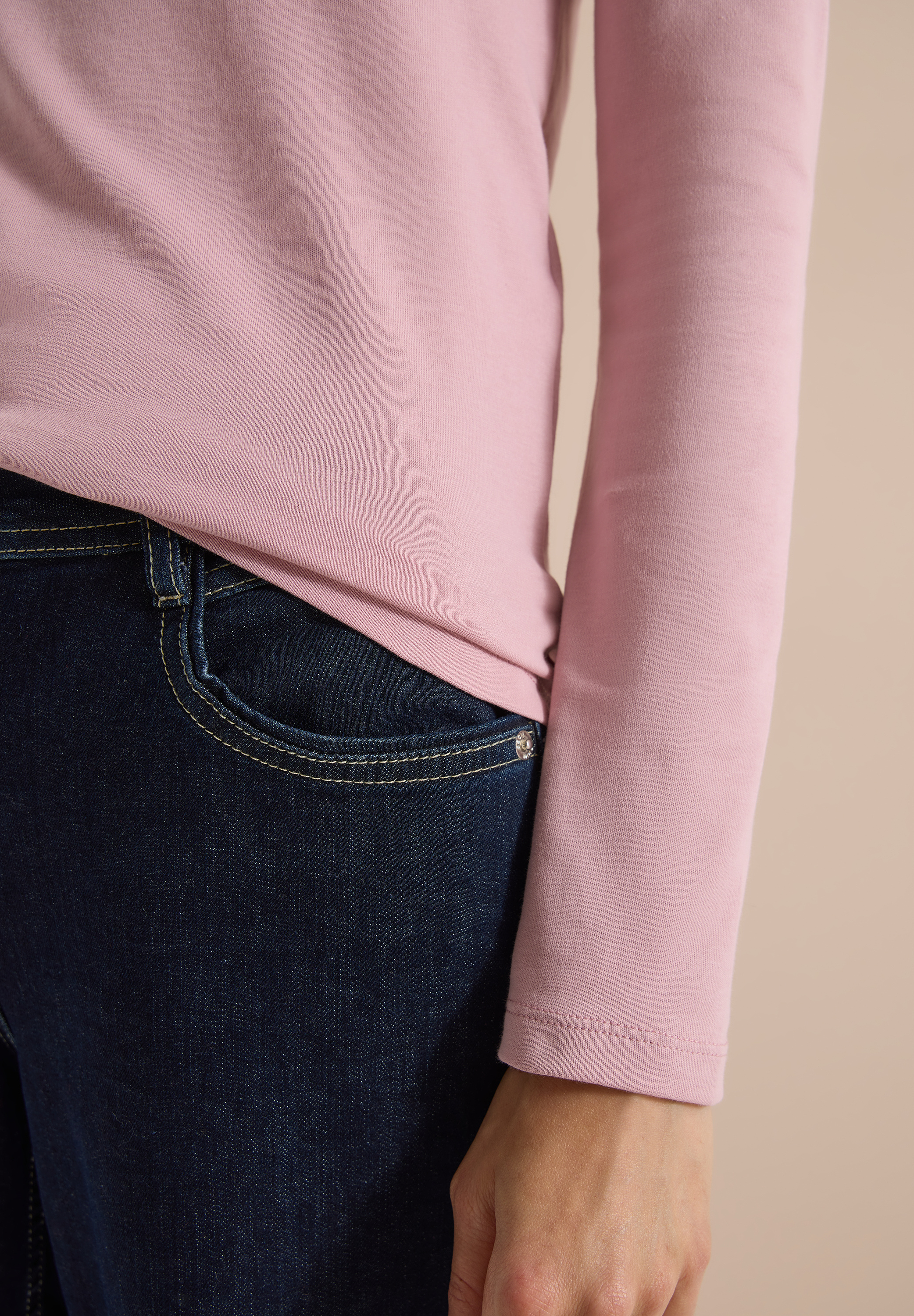 Basic Langarm Shirt mit Rundhals