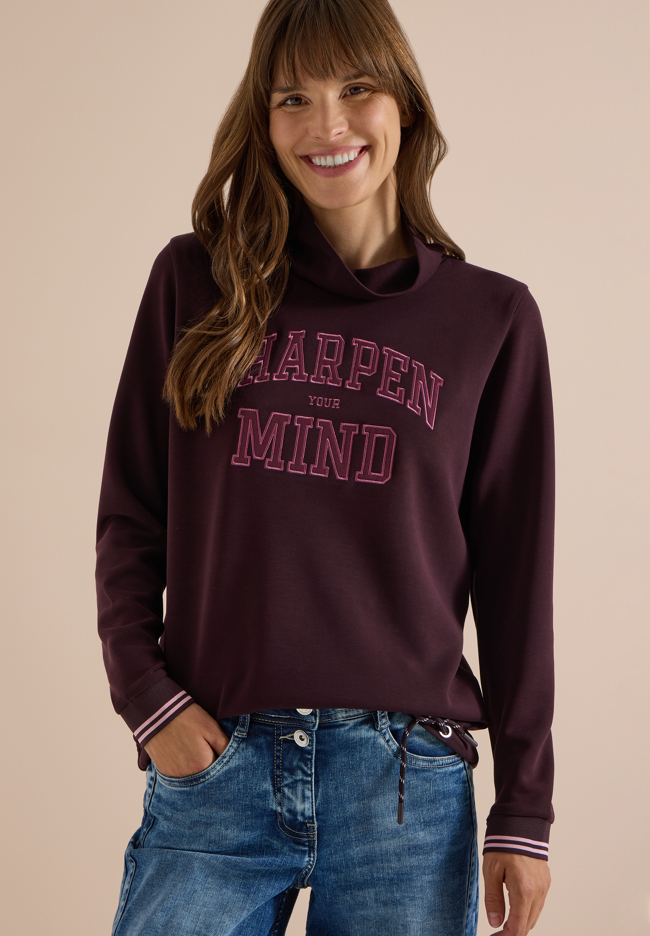 Langarm Shirt mit Stehkragen und Wording