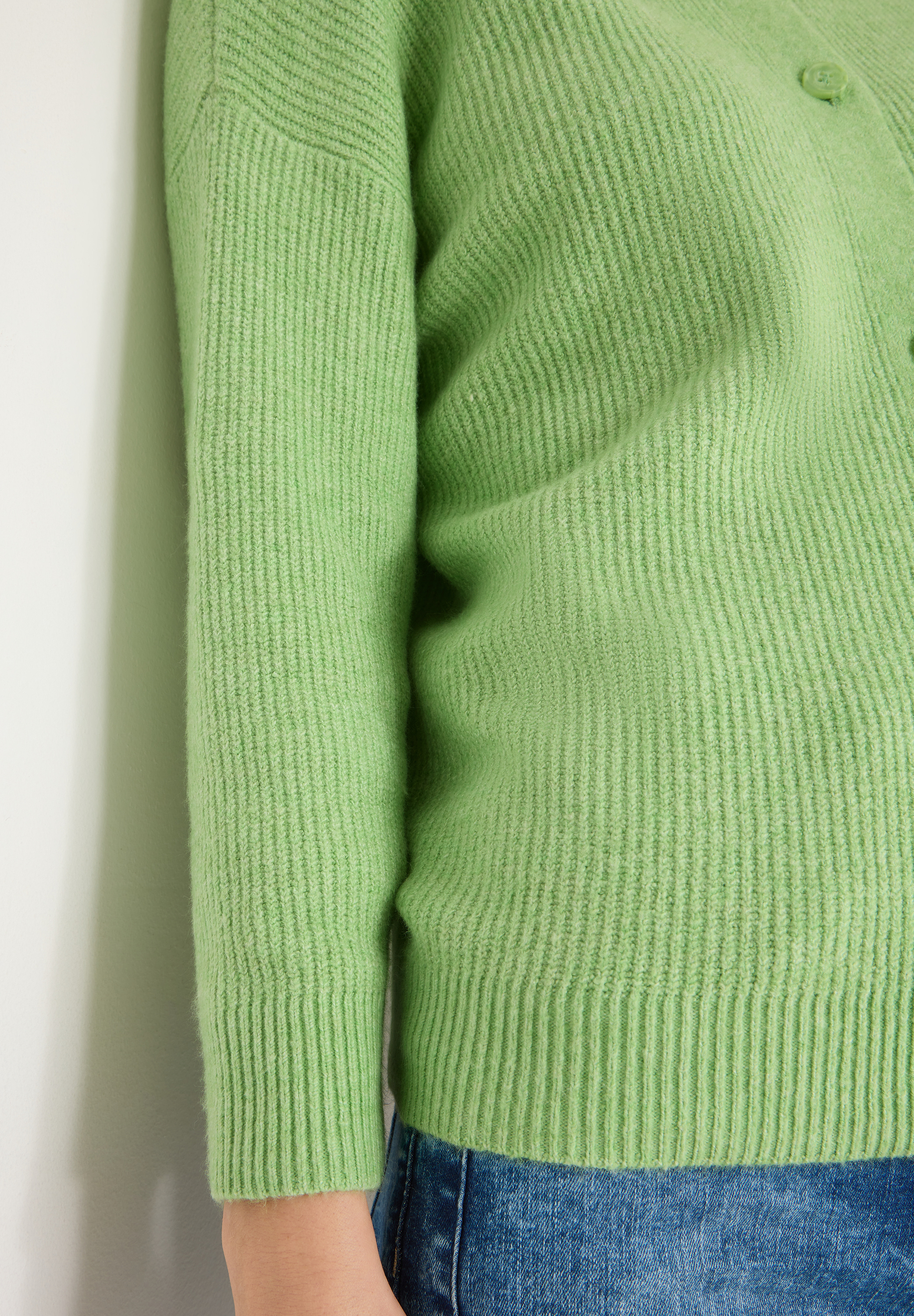 Kurzer Cardigan