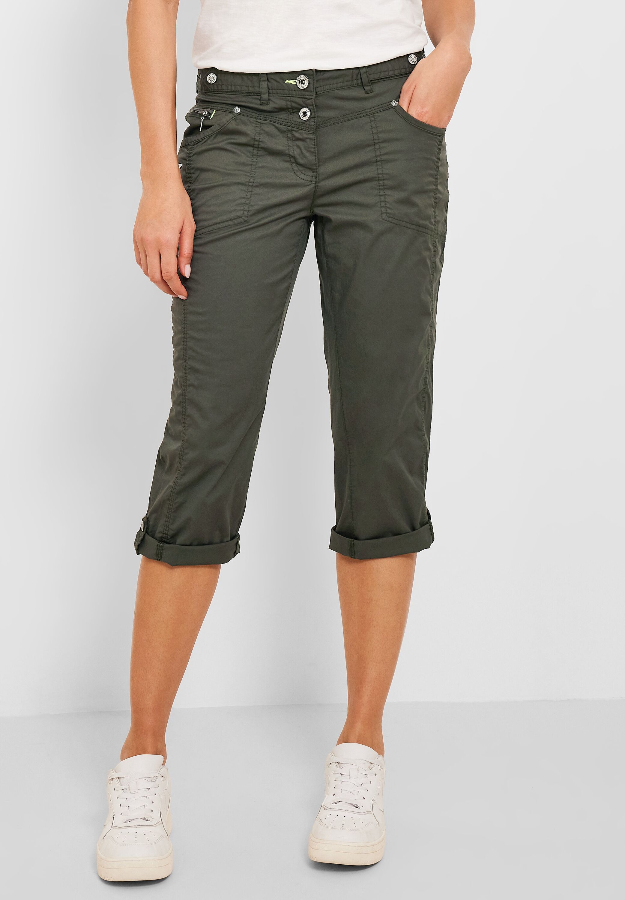 Casual Fit Hose in 3/4