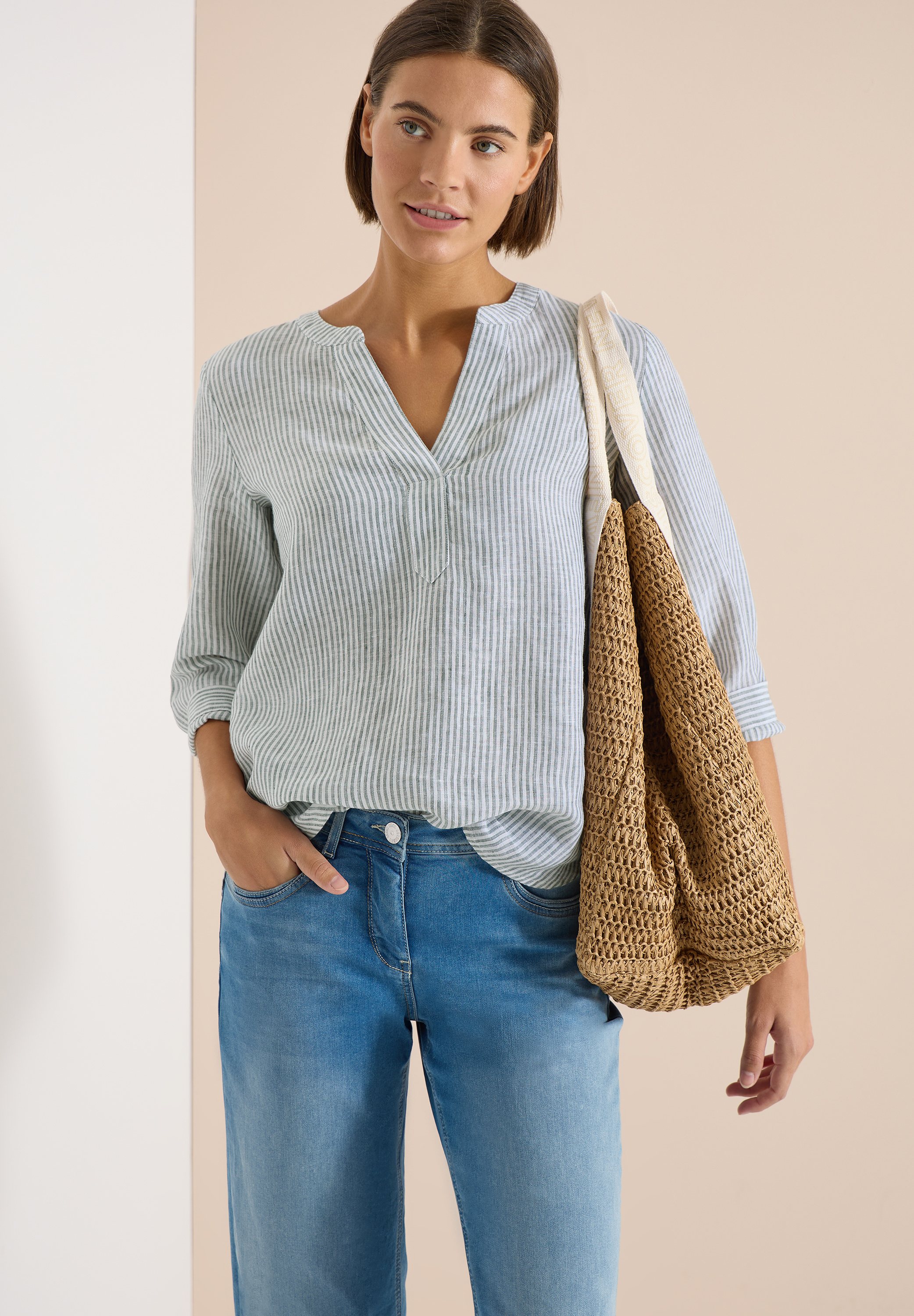 3/4-Arm Bluse mit Split Neck aus Leinen