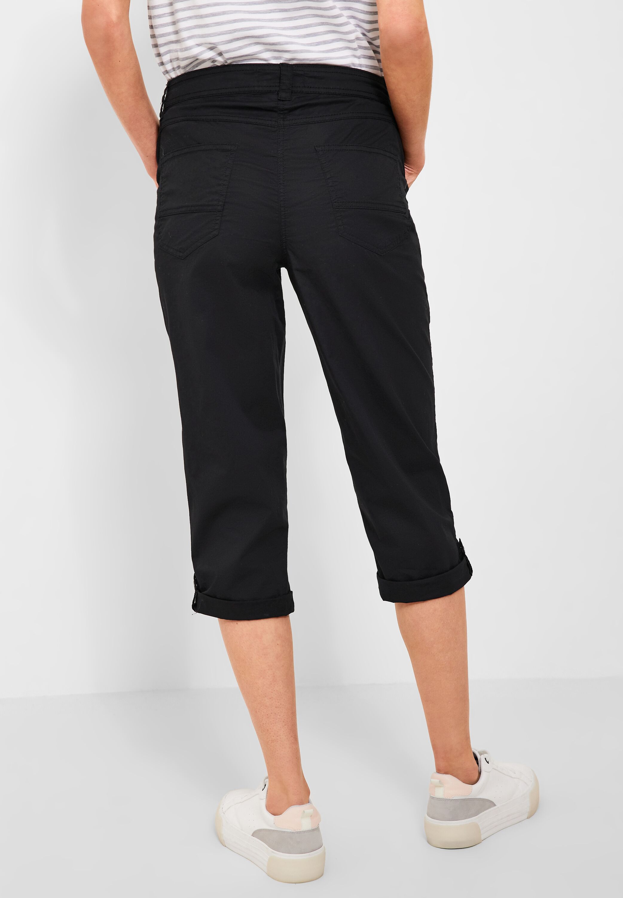 Casual Fit Hose in 3/4