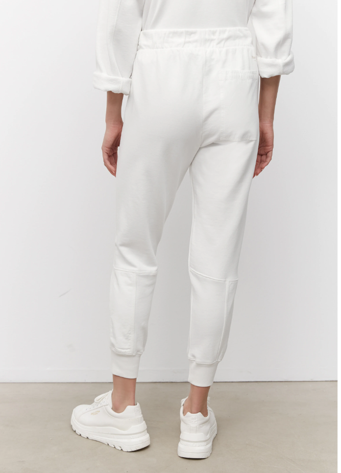 Sweathose aus reiner Bio-Baumwolle in weiss