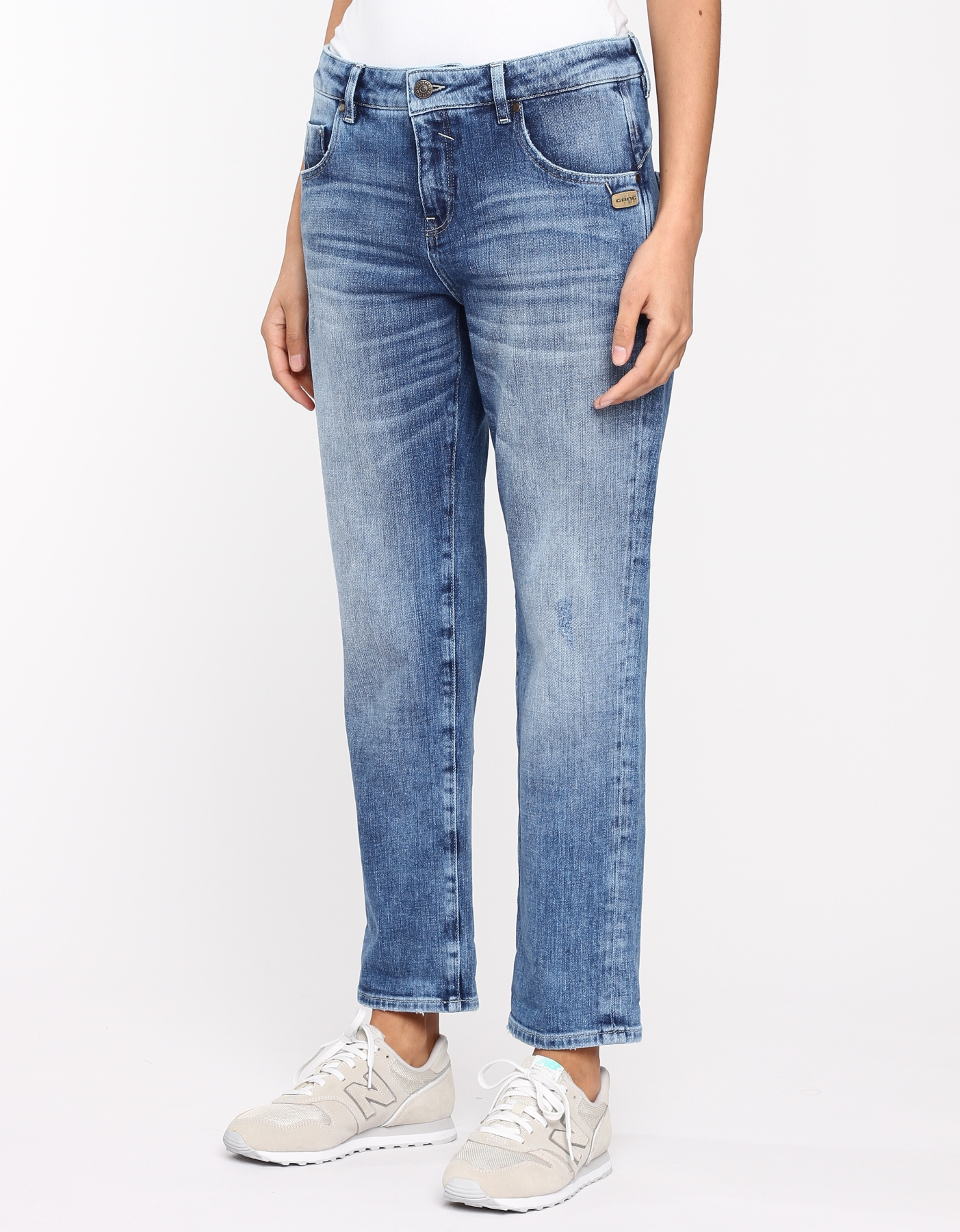 94RUBINIA CROPPED