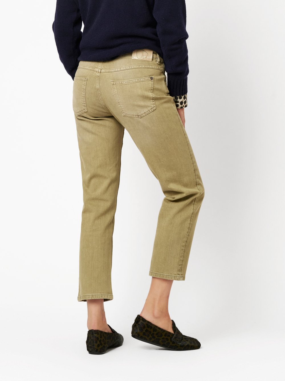 Ella Cropped
