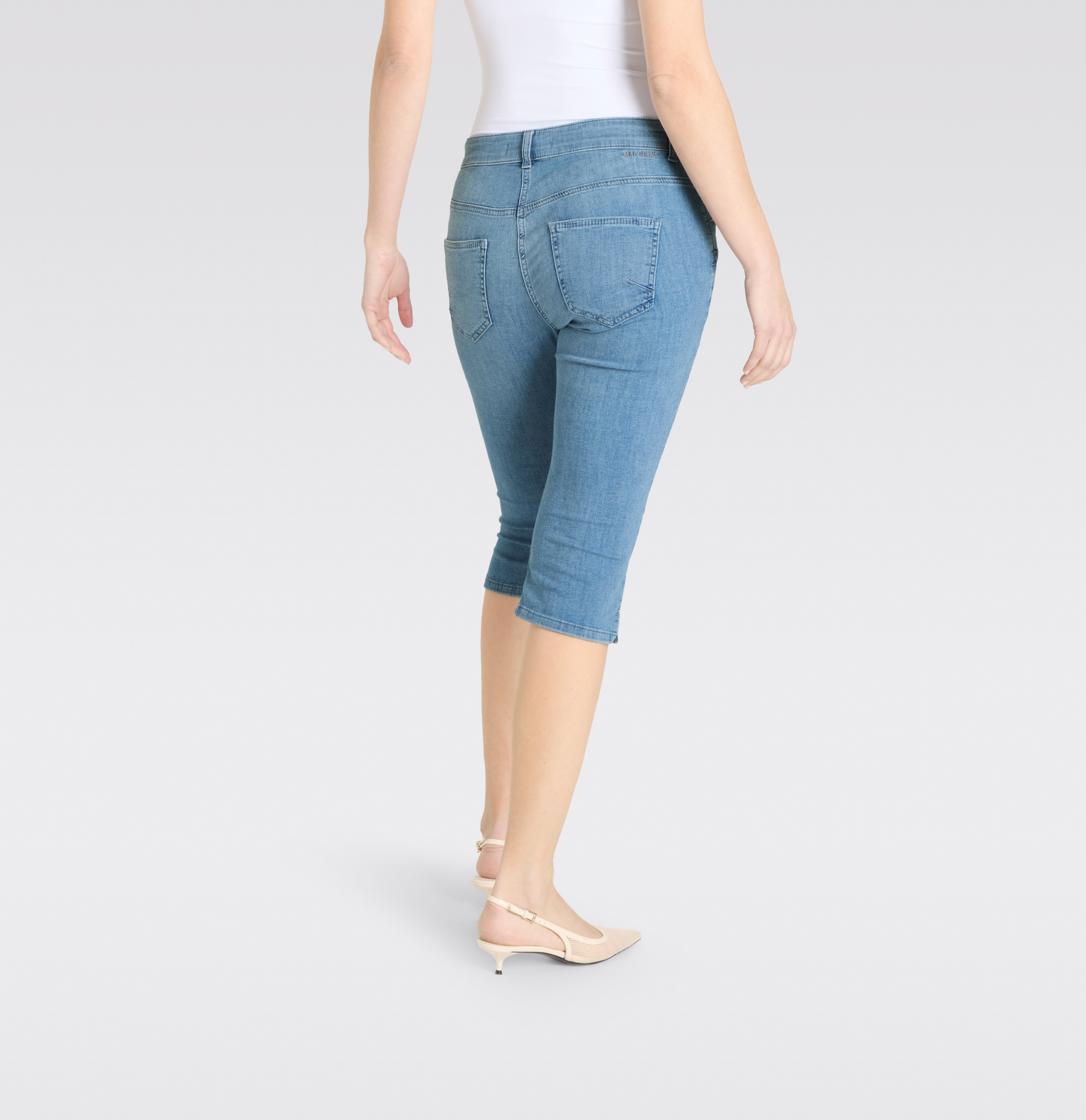 MAC JEANS - CAPRI, Super light denim
