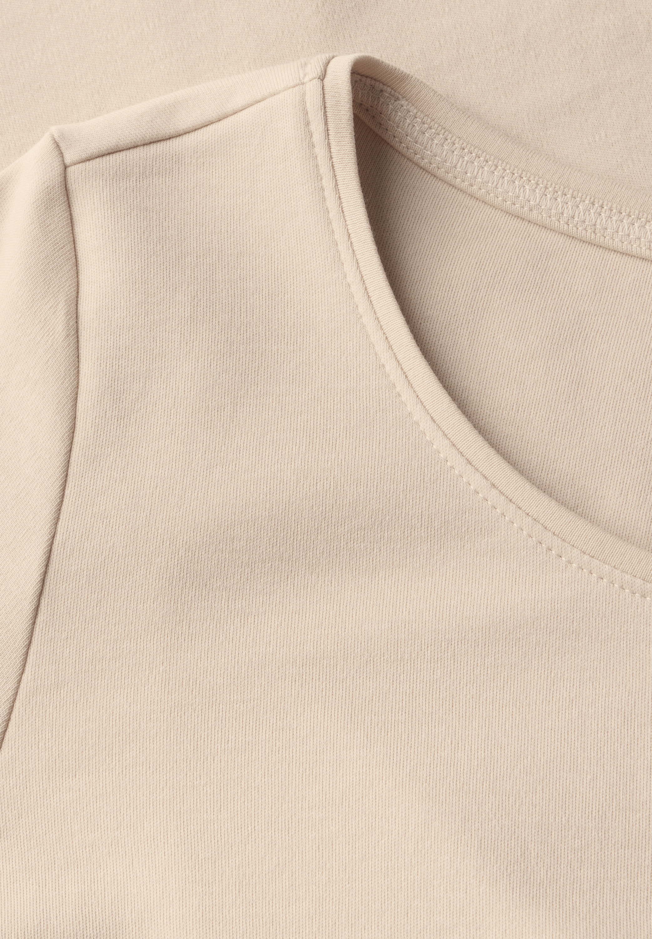 T-Shirt in Unifarbe