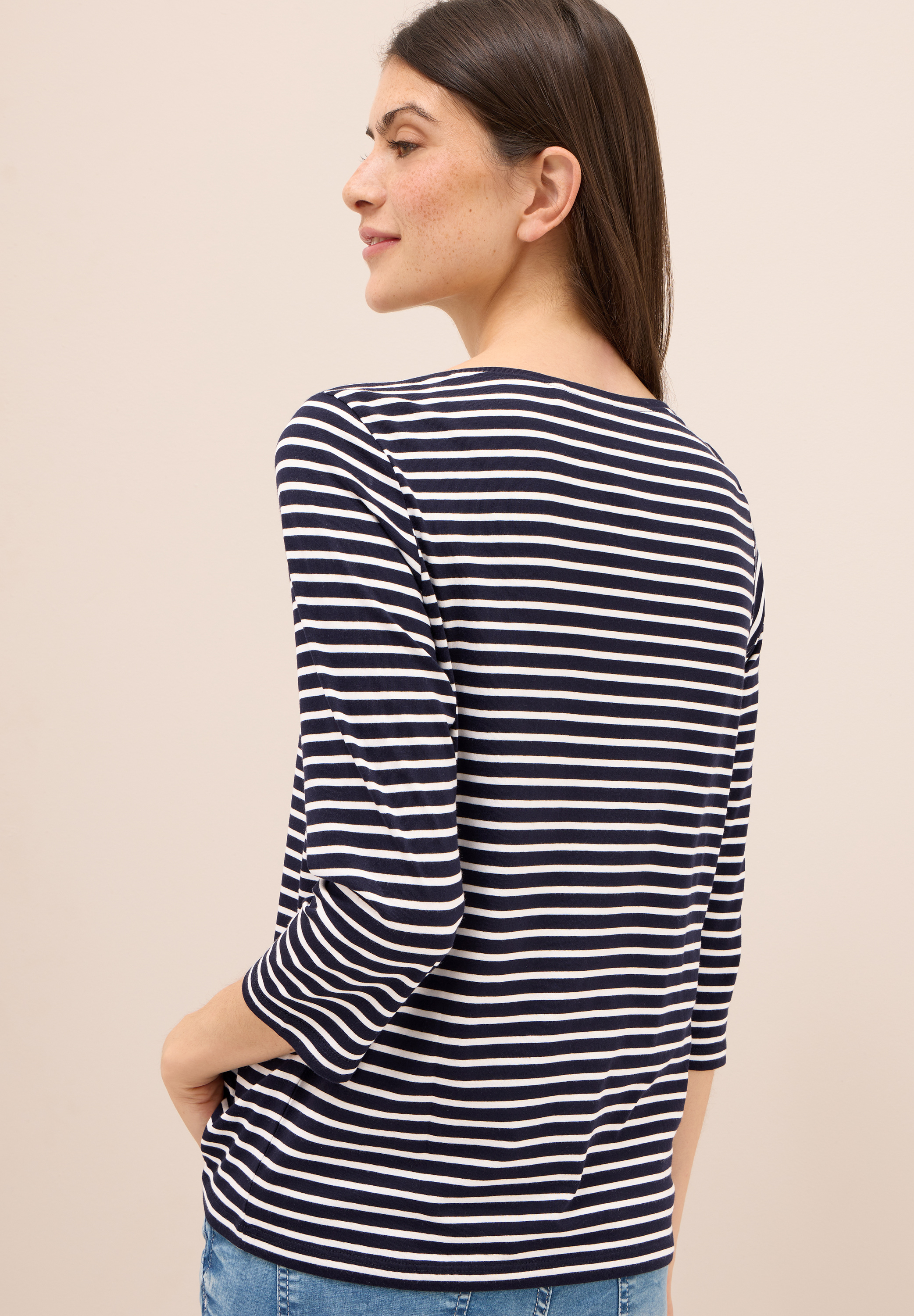 Gestreiftes Shirt