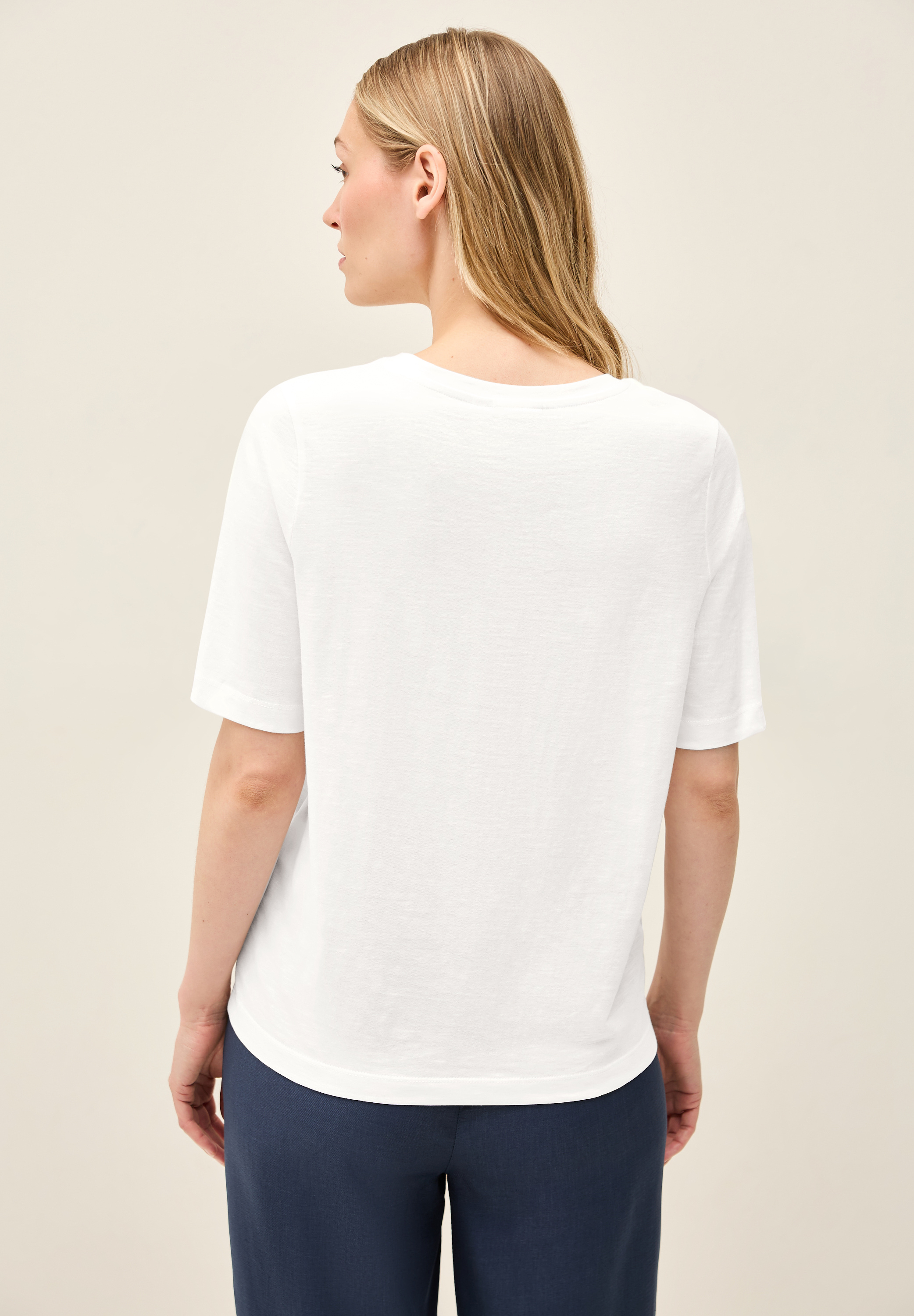 Basic V-Neck Shirt