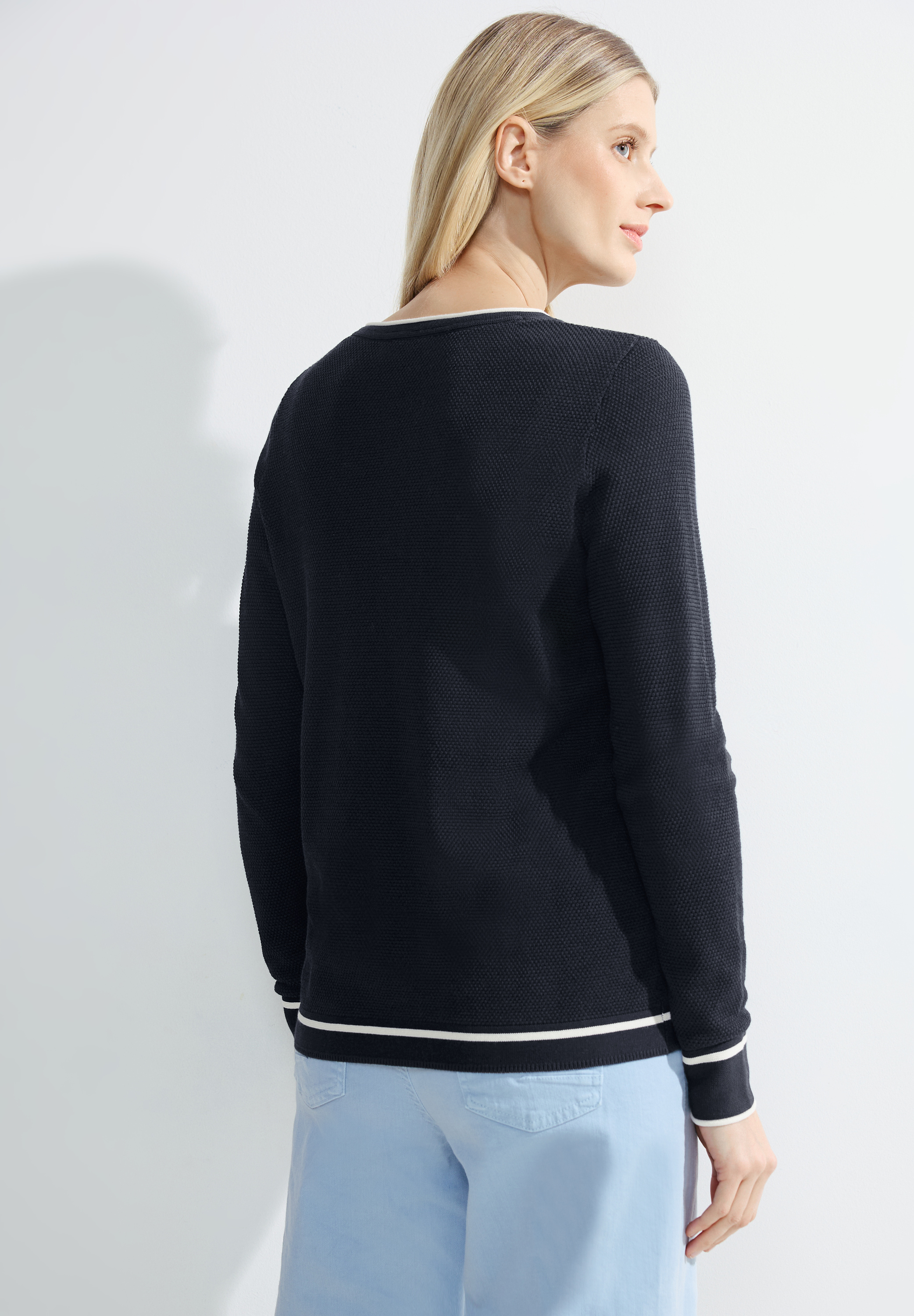 Struktur Strickpullover