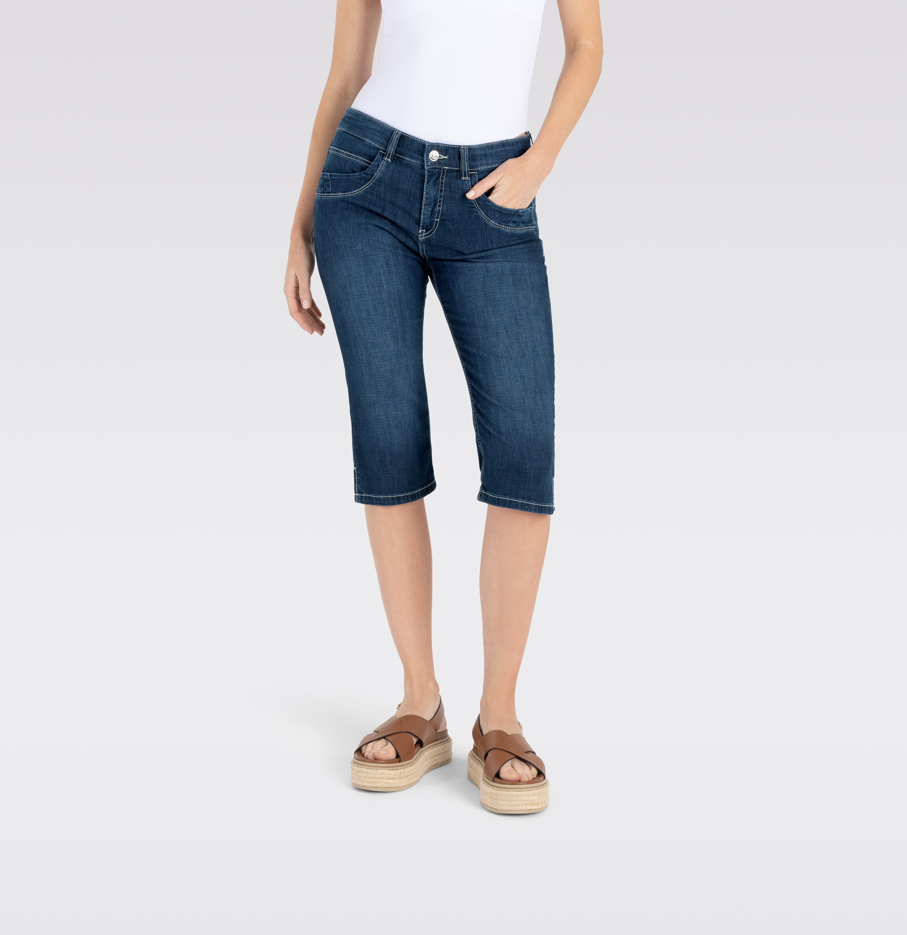 MAC JEANS - CAPRI, Super light denim