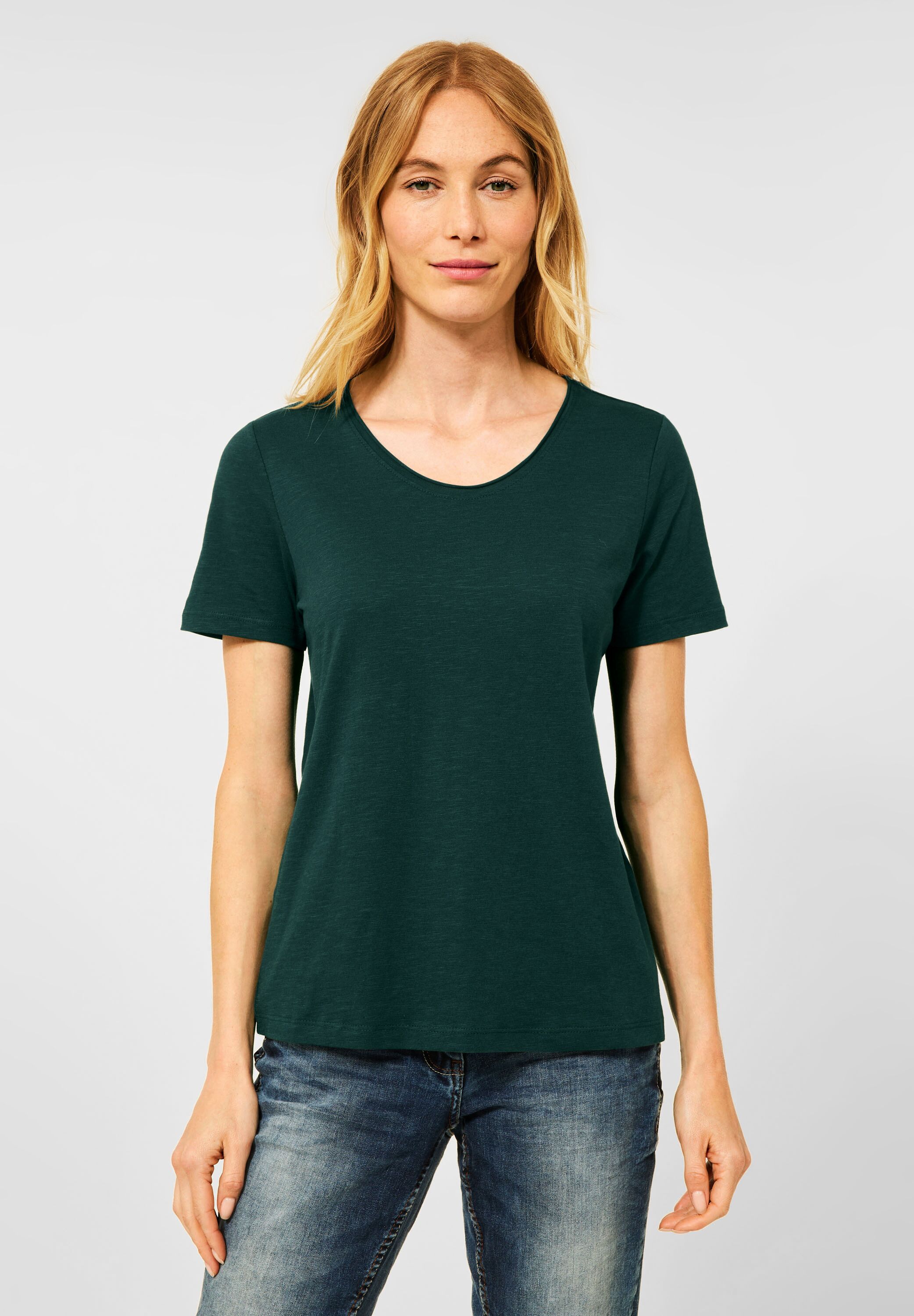 Basic T-Shirt in Unifarbe