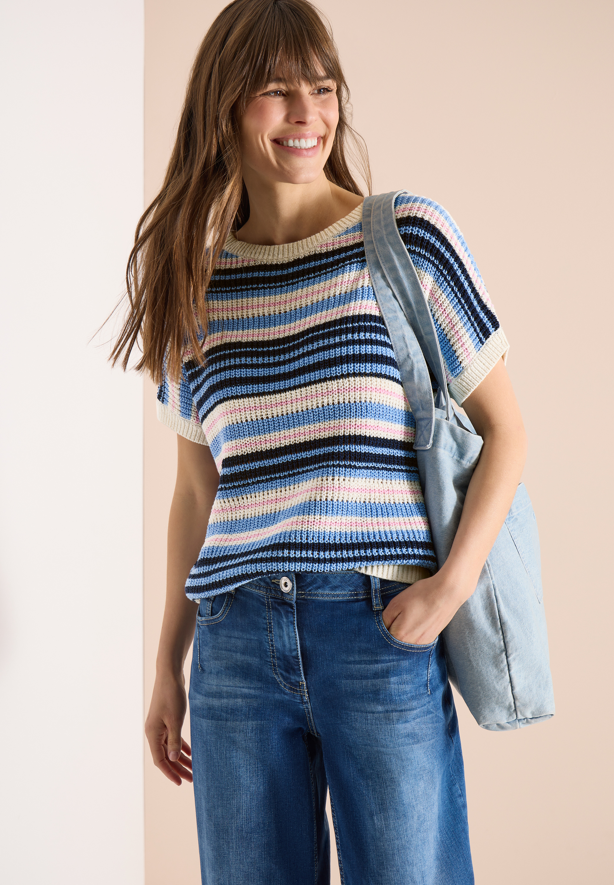 Kurzarm Pullover aus Bändchengarn