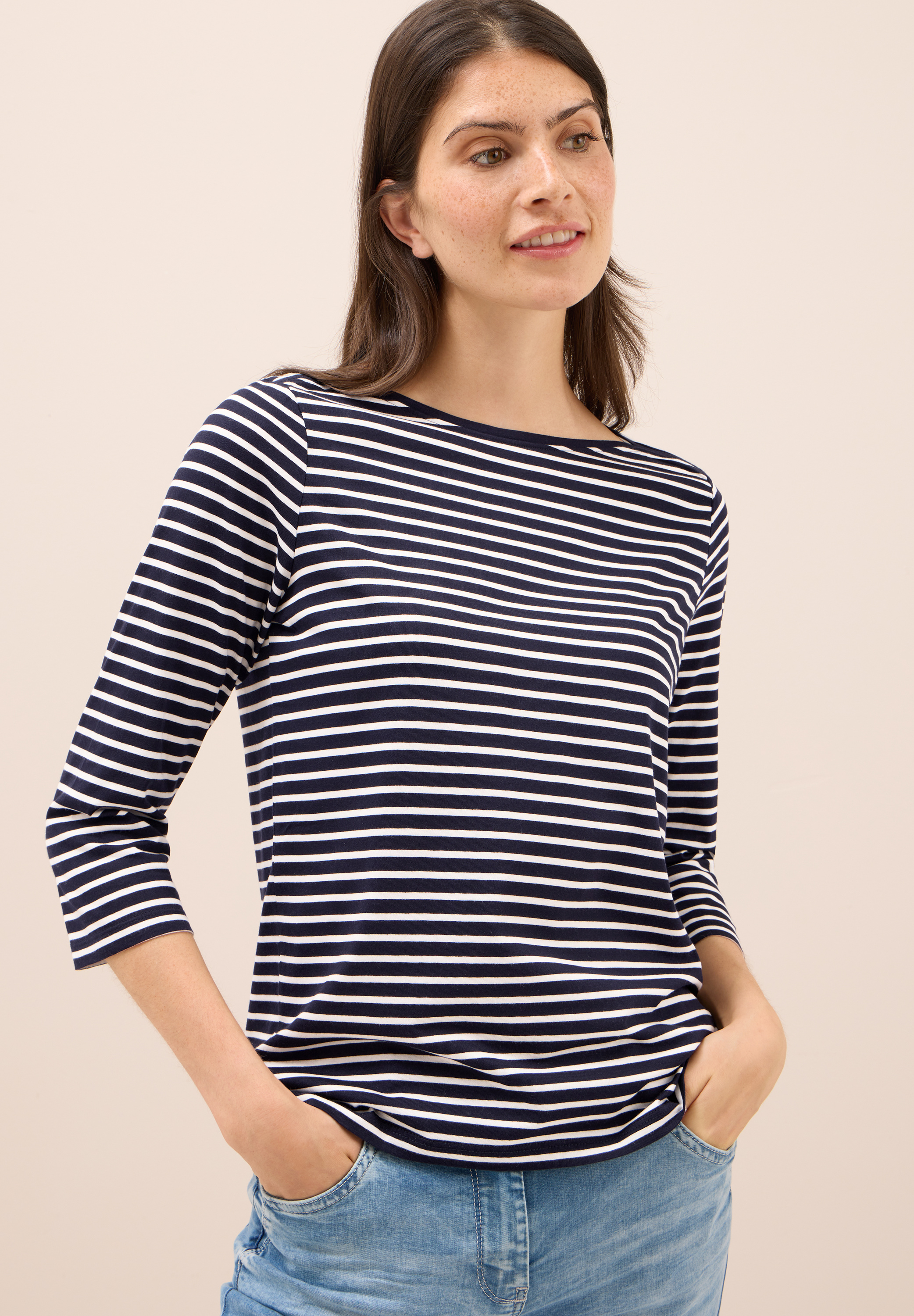 Gestreiftes Shirt