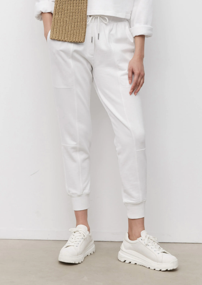 Sweathose aus reiner Bio-Baumwolle in weiss
