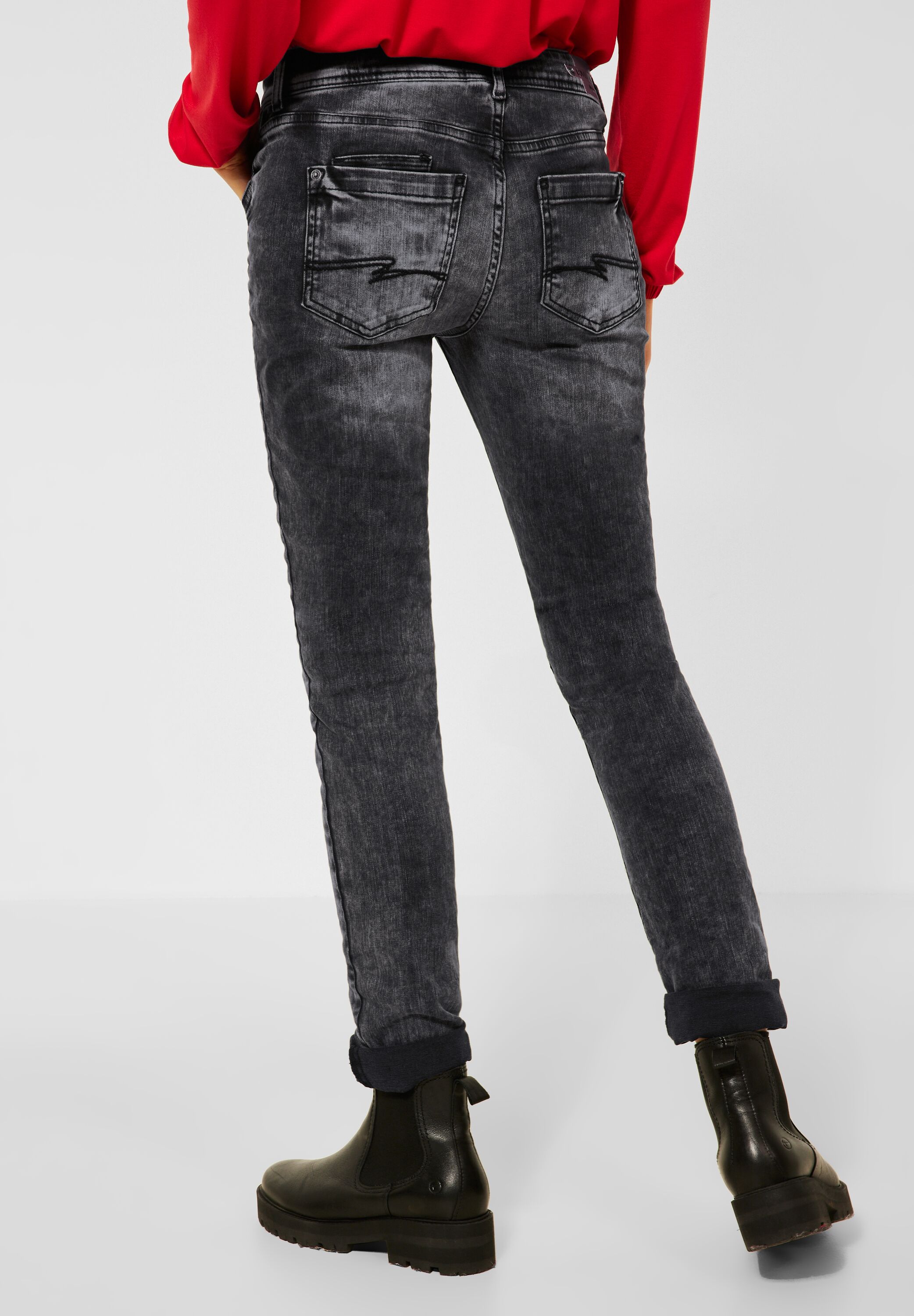 Casual Fit Denim