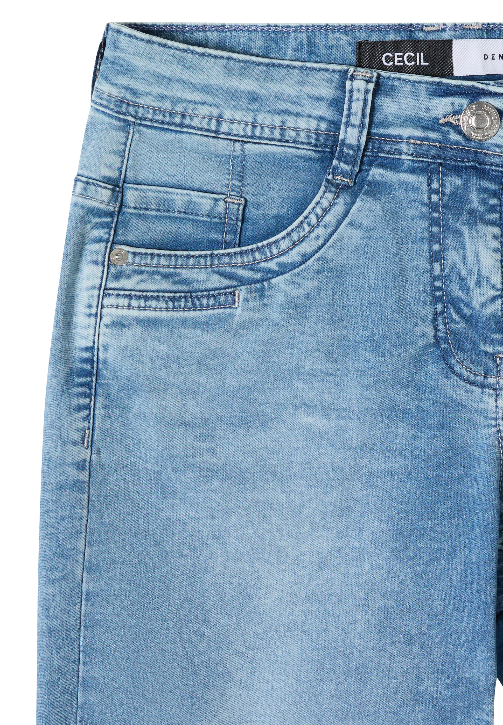 Slim Leg Jeansshorts im Casual Fit