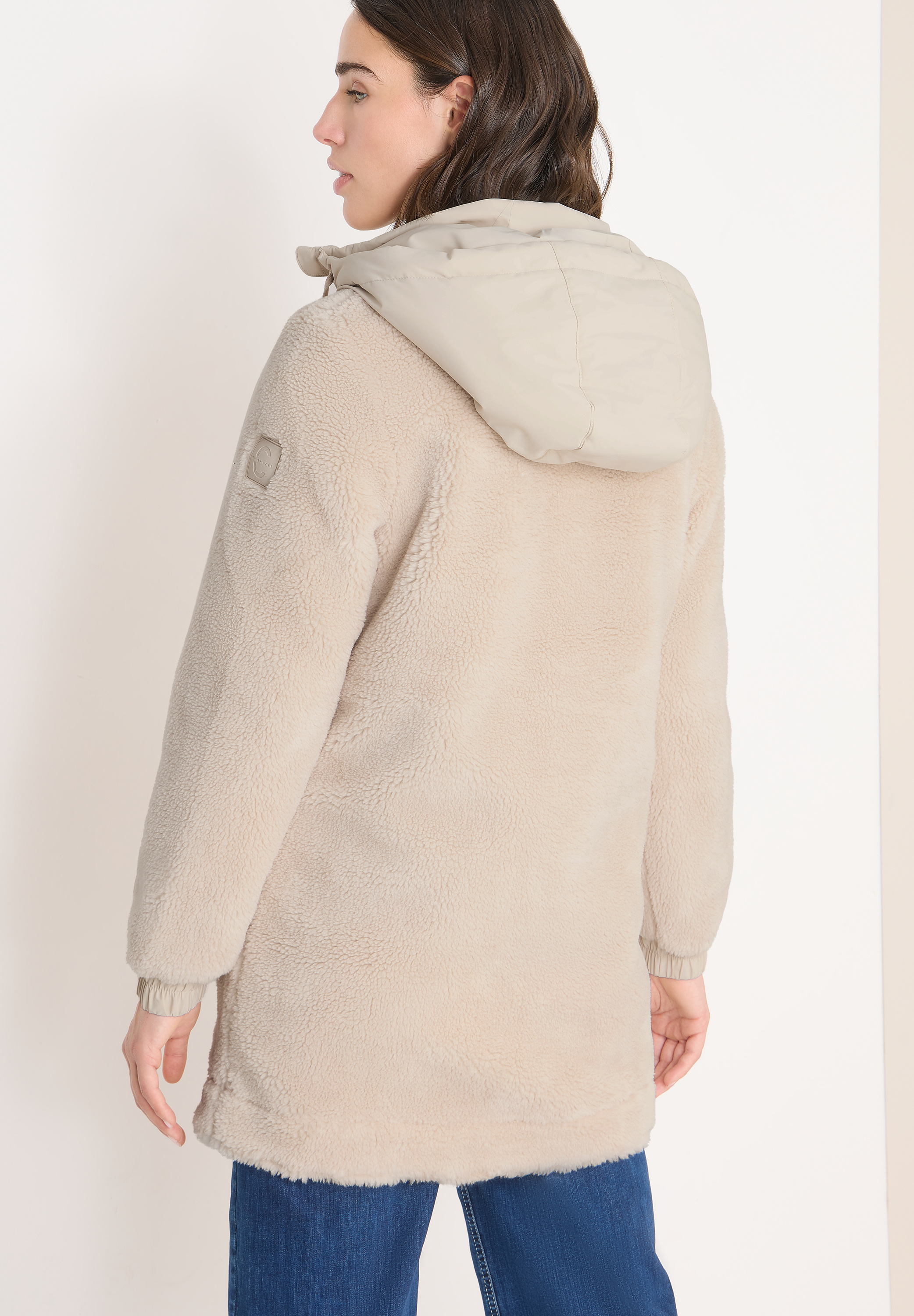 Kuscheliger Teddy-Mantel