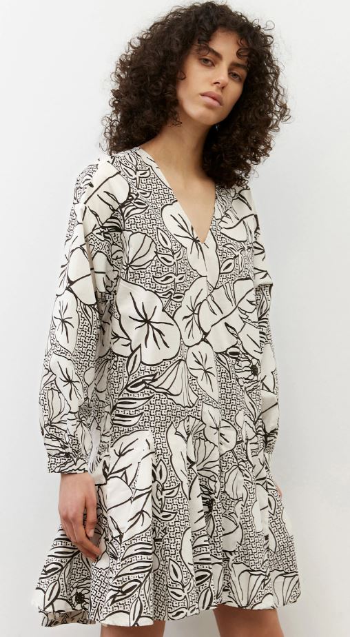 Kurzes A-Shape-Kleid